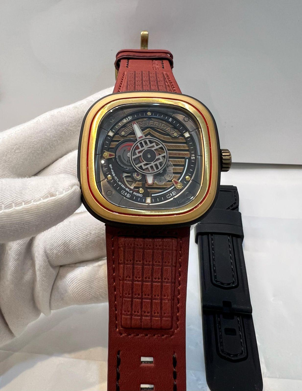 Shaven friday high quality  maurya watch
