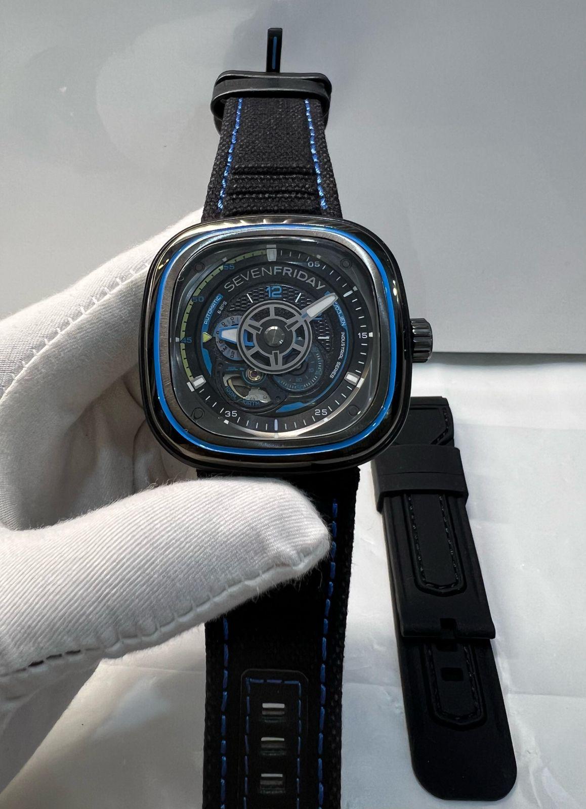 Shaven friday high quality  maurya watch
