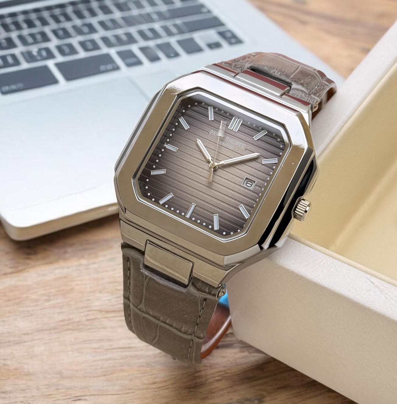 PATEK PHILIPPE Quartz Machine Original model For men maurya watch