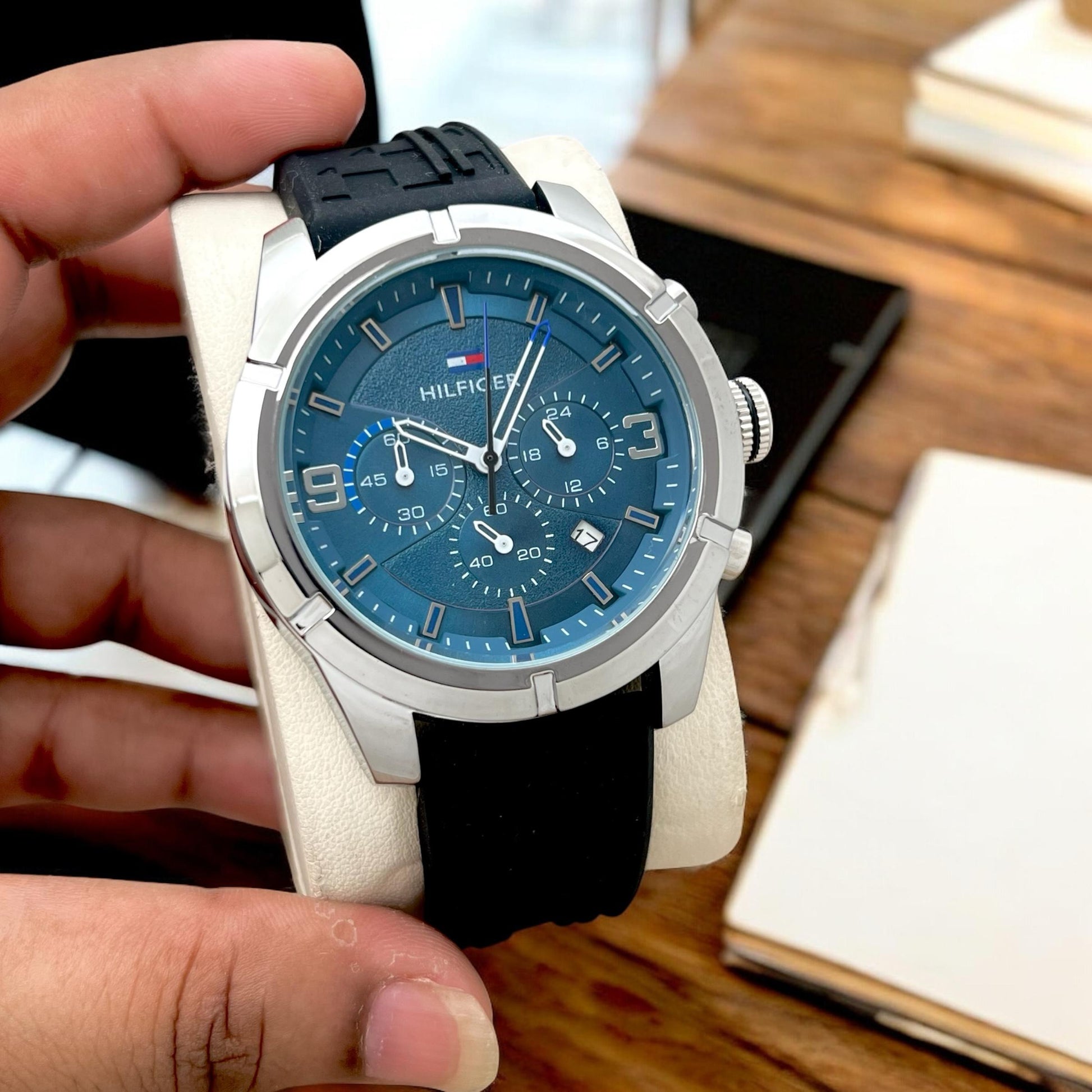 tommy hilfiger modern original watch maurya watch