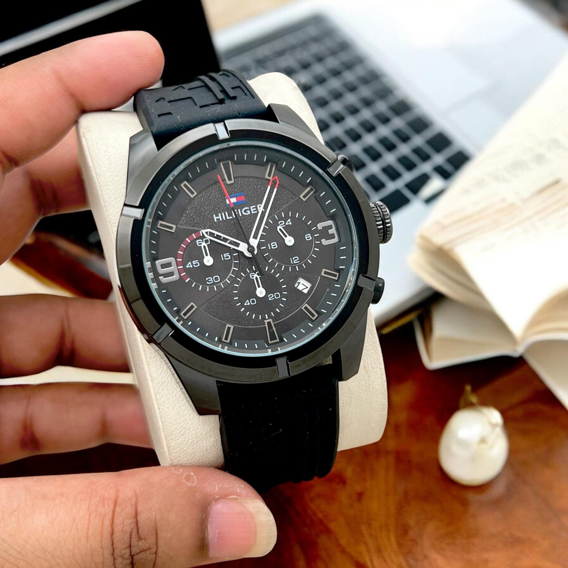 tommy hilfiger modern original watch maurya watch