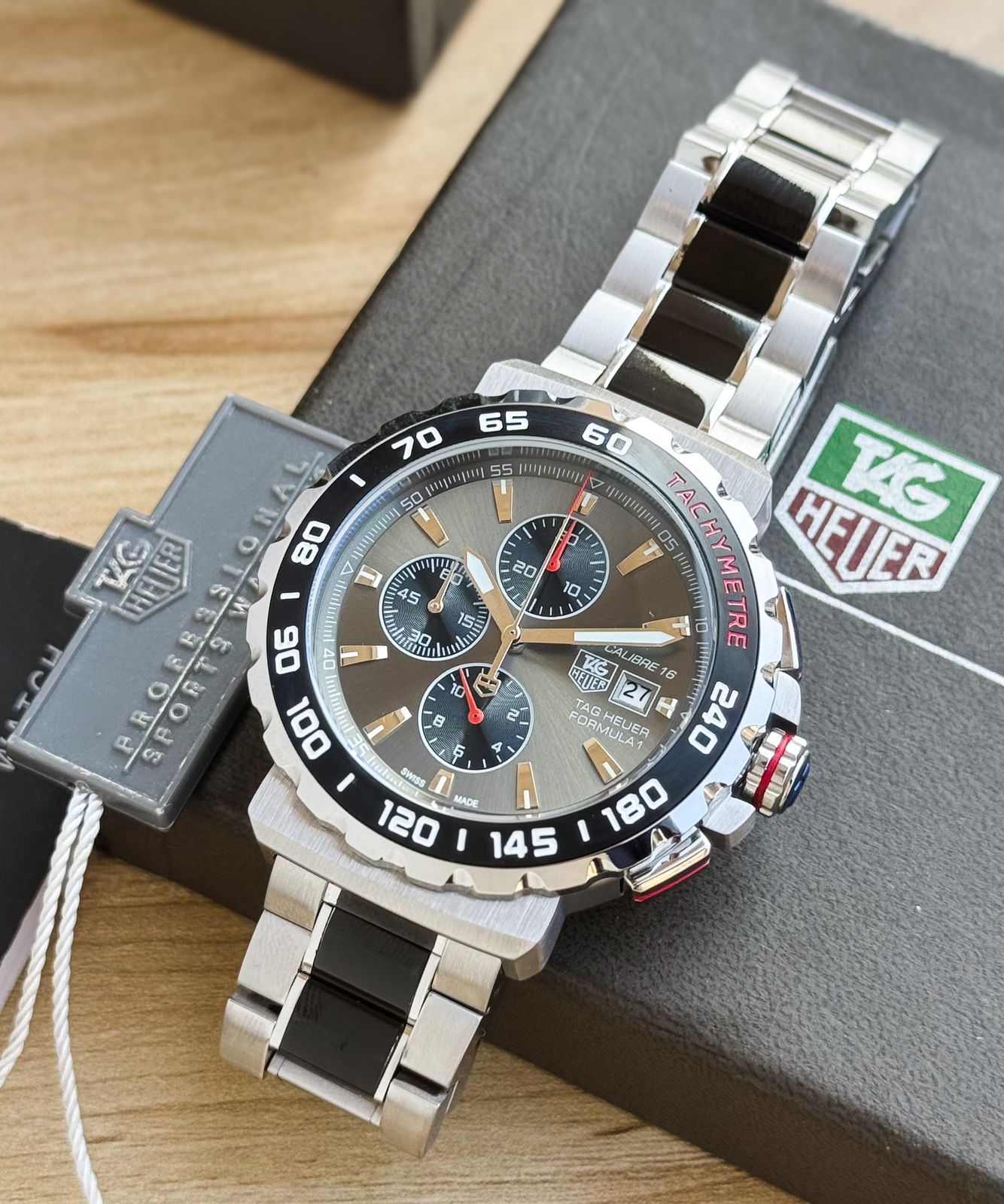 TAG Heuer Formula 1 Chronograph – Model CAU2011.BA0873 maurya watch