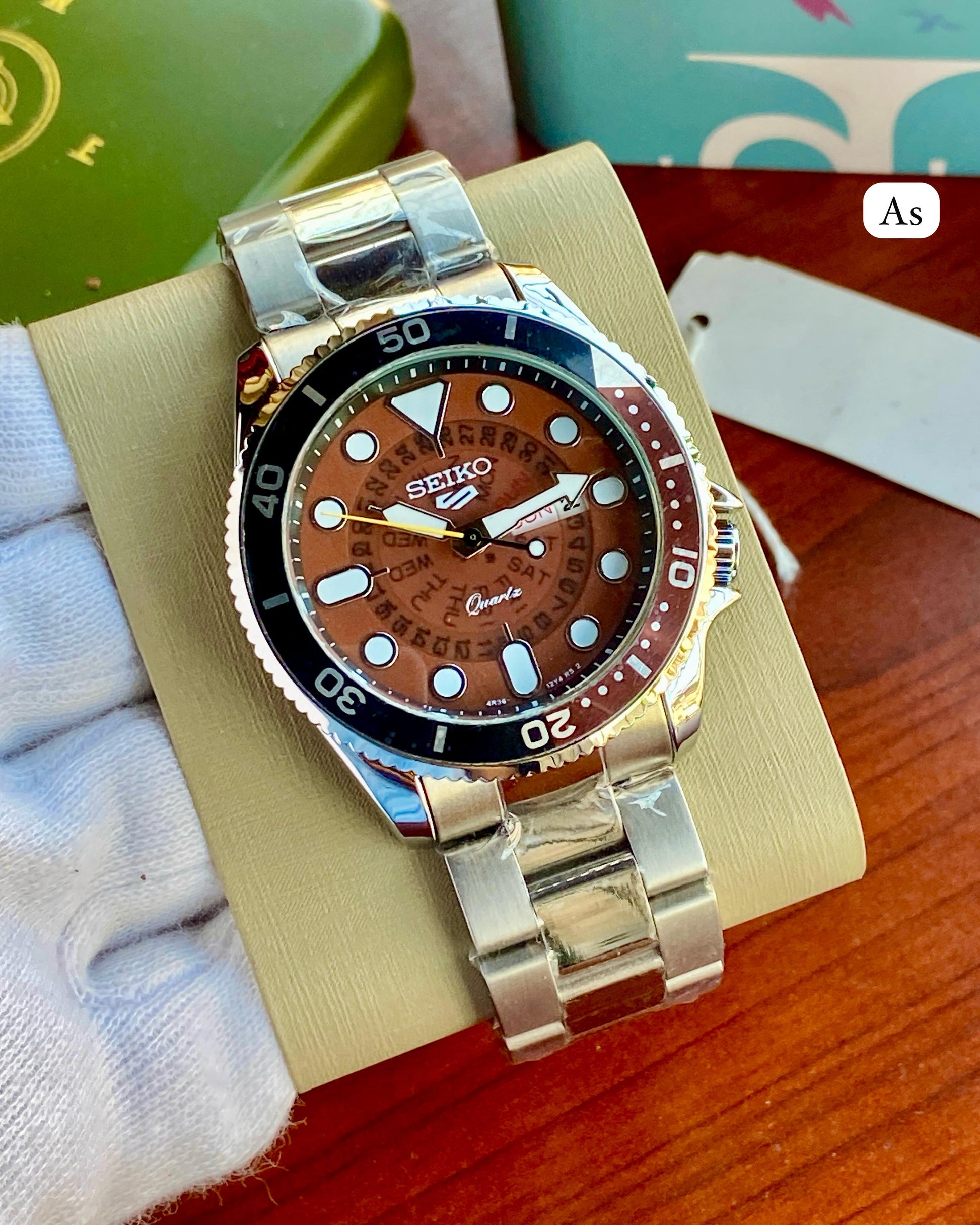 SEIKO Pure metal day date maurya watch