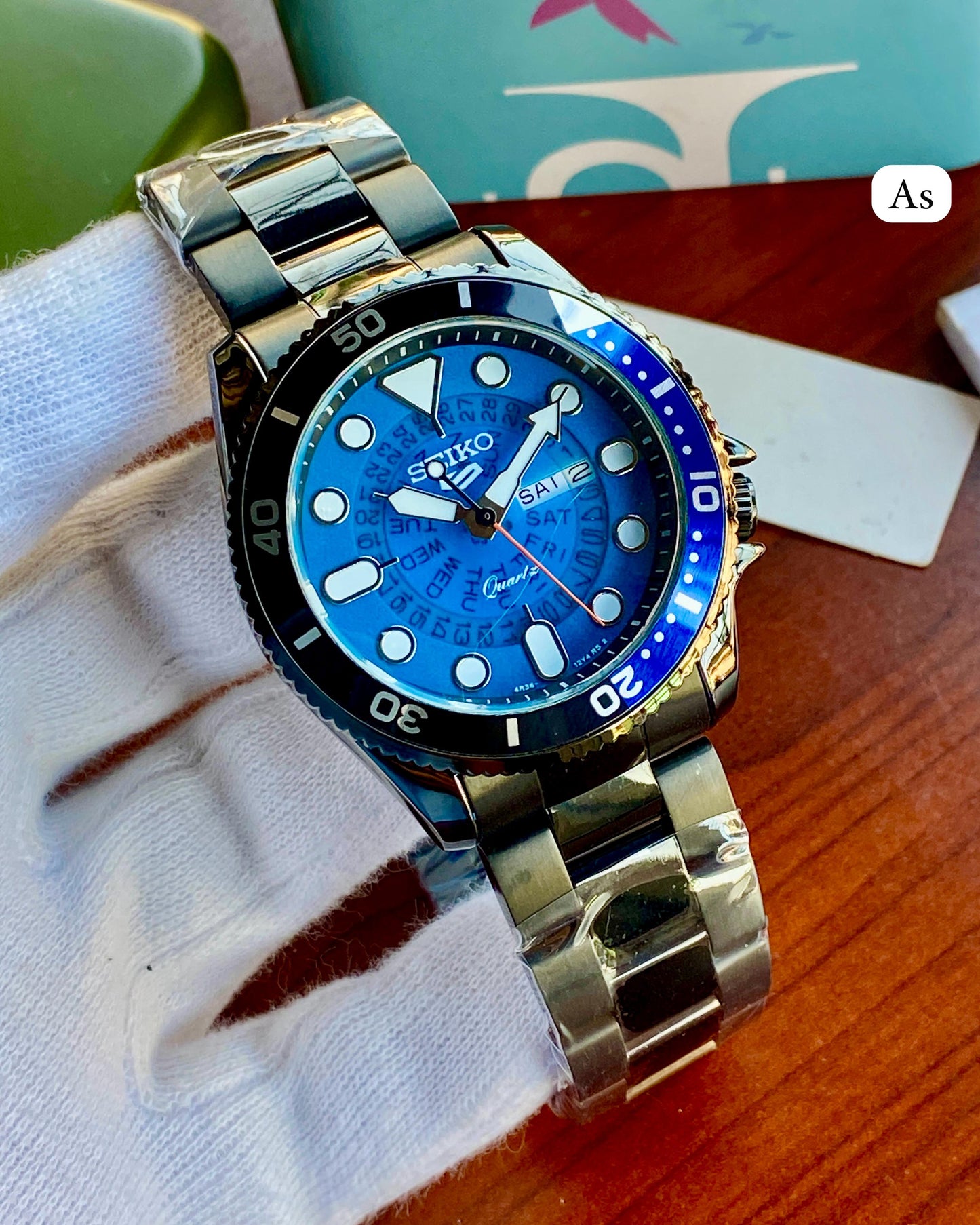 SEIKO Pure metal day date maurya watch