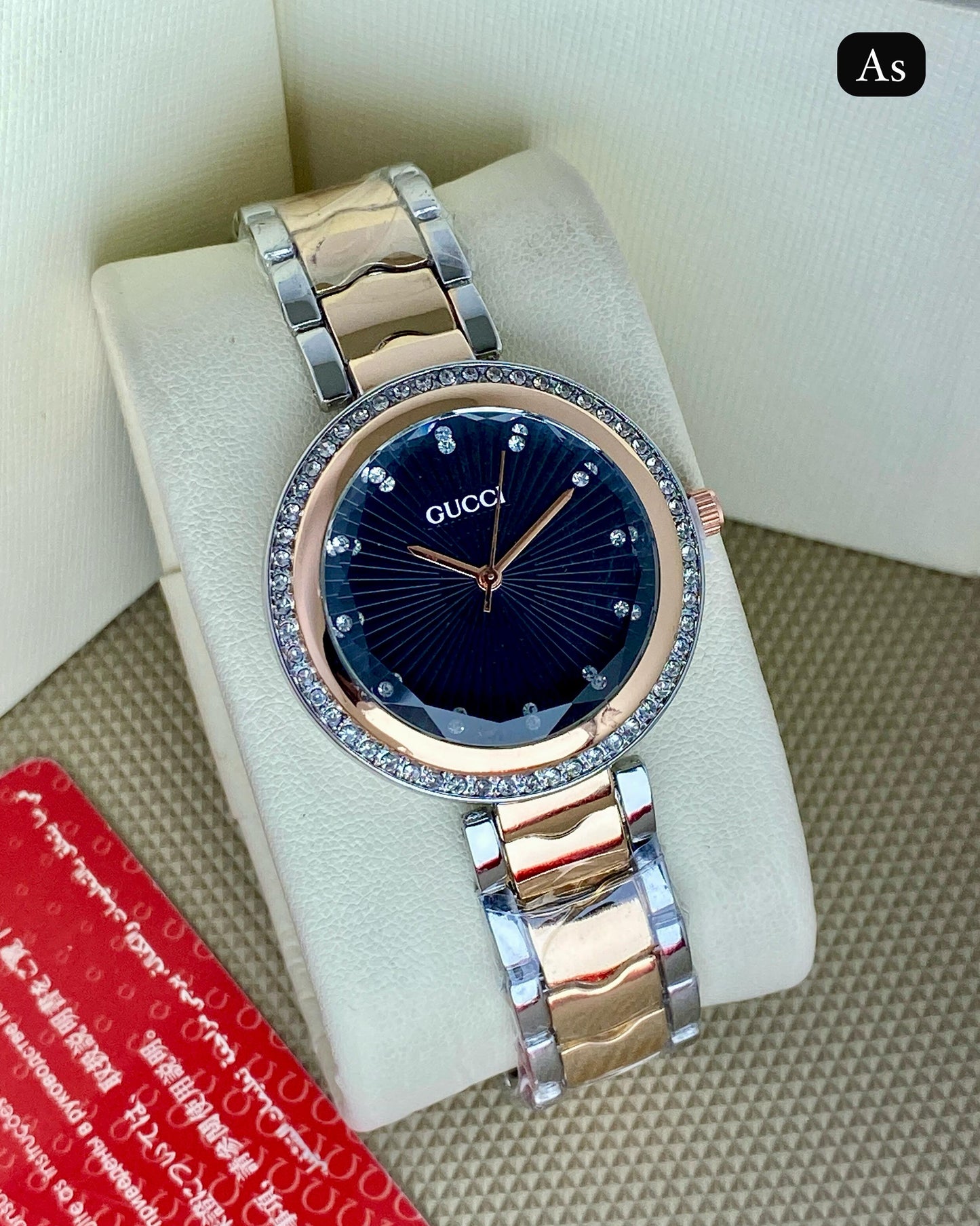 Gucci for ladies just in 999 /- maurya watch