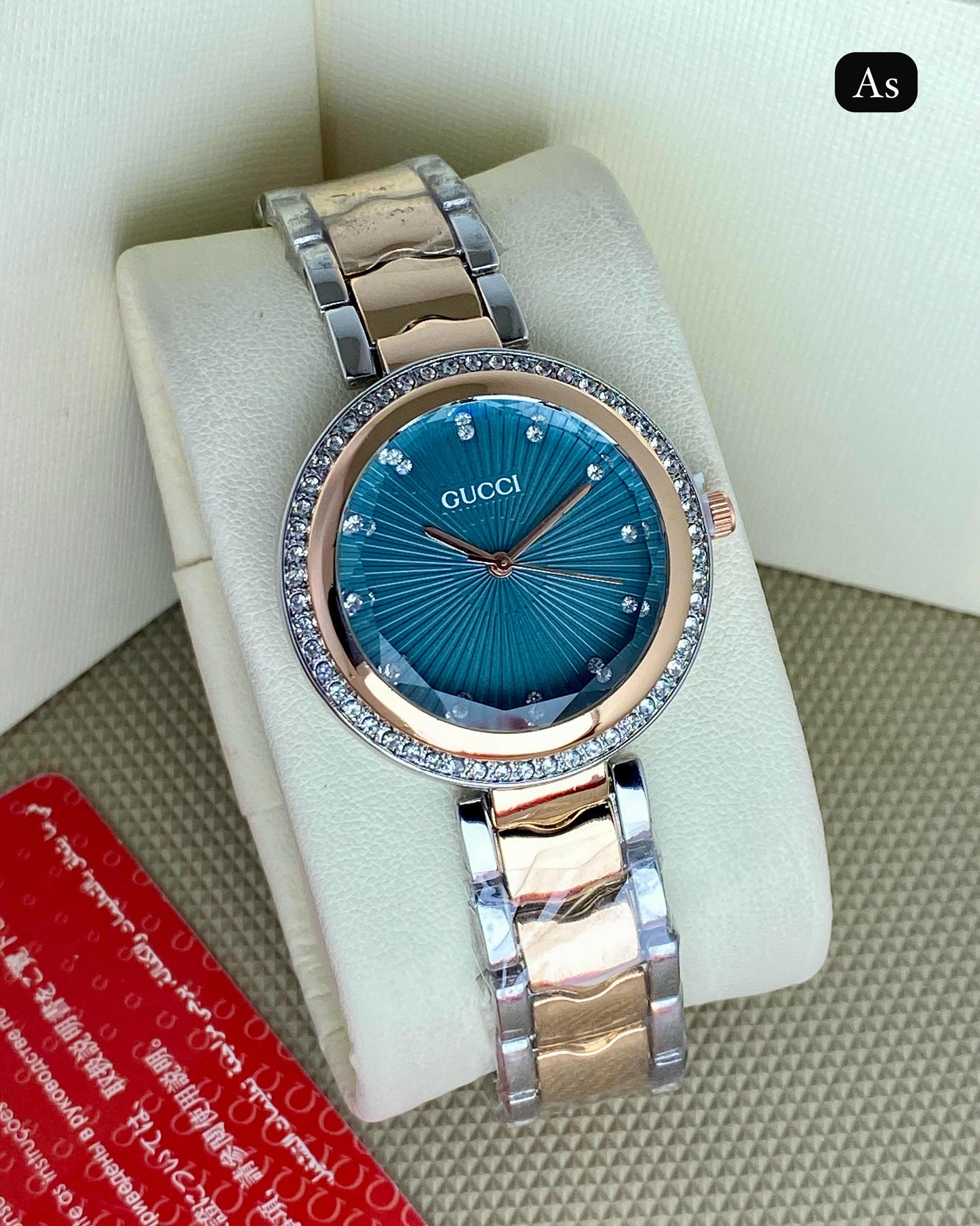 Gucci for ladies just in 999 /- maurya watch