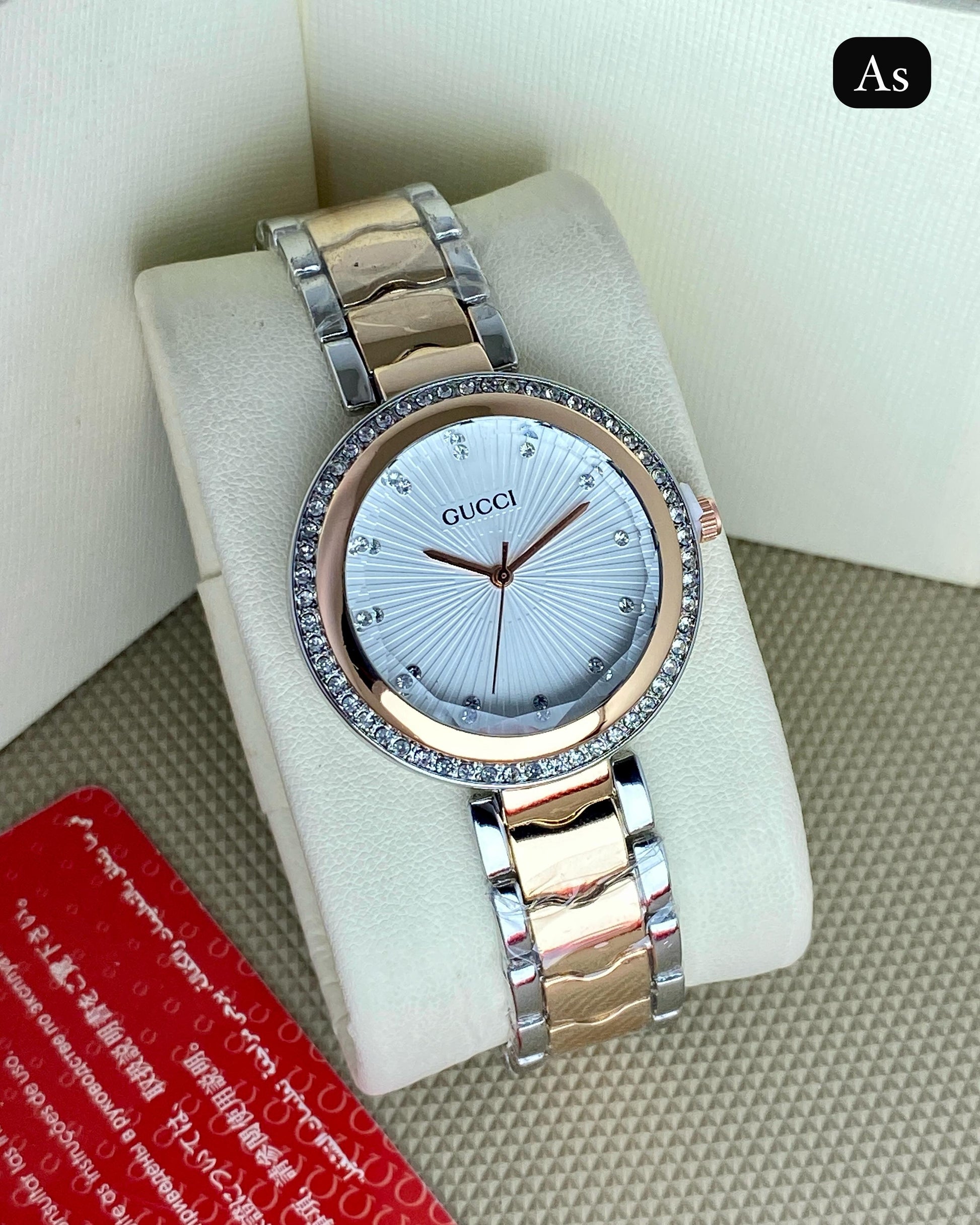 Gucci for ladies just in 999 /- maurya watch