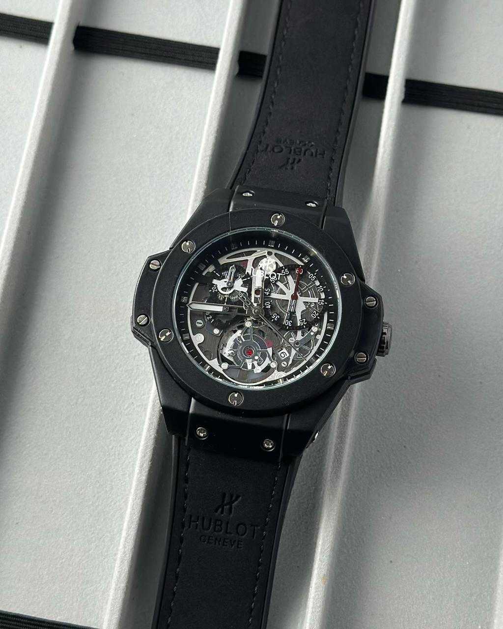 Hublot Gent’s Date Working Leather belt maurya watch