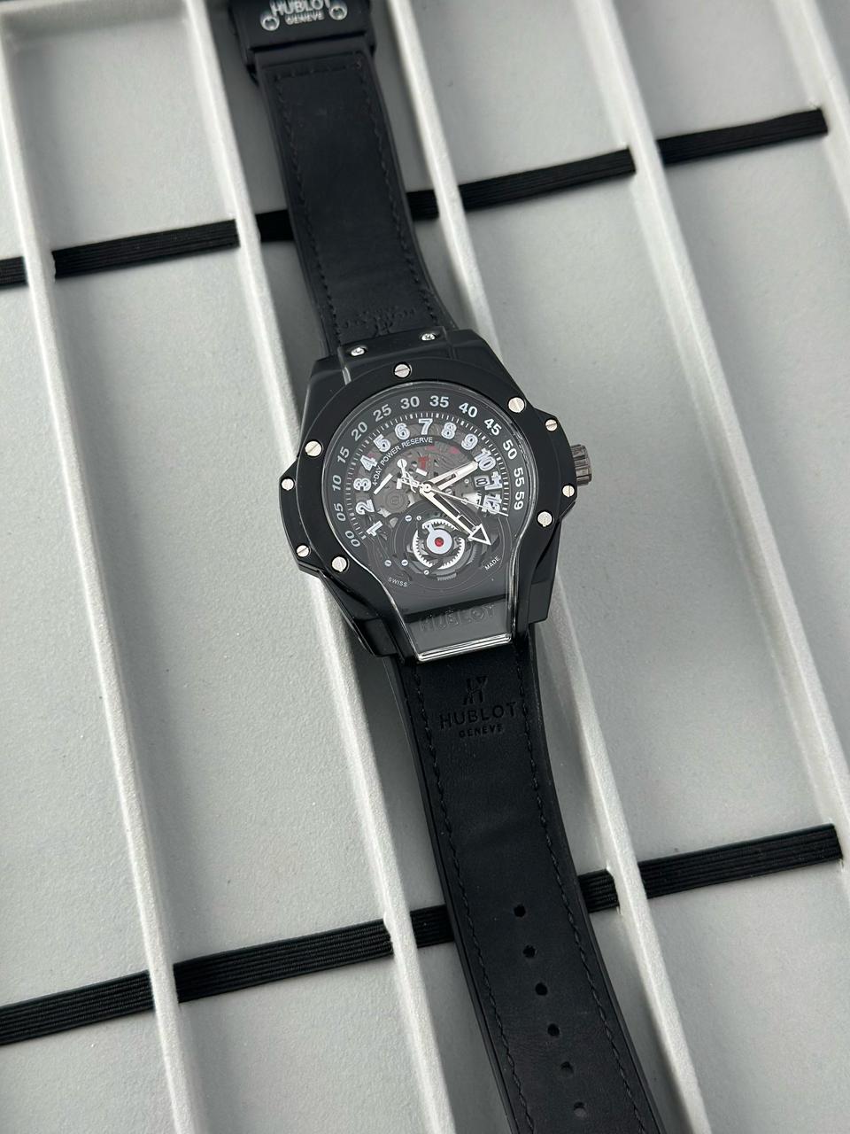 Hublot Gent’s Date Working Leather belt maurya watch