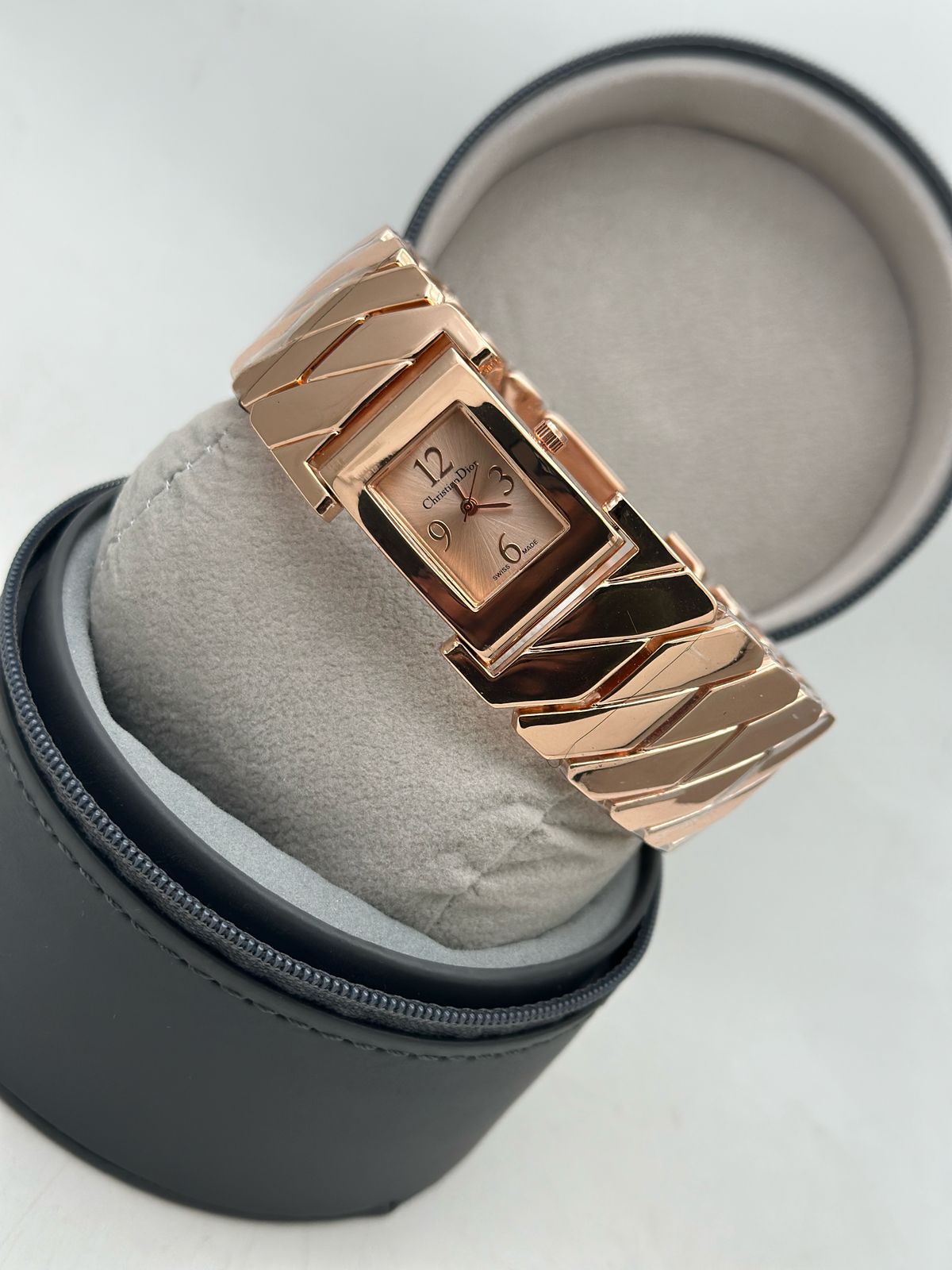 Ladies watches maurya watch