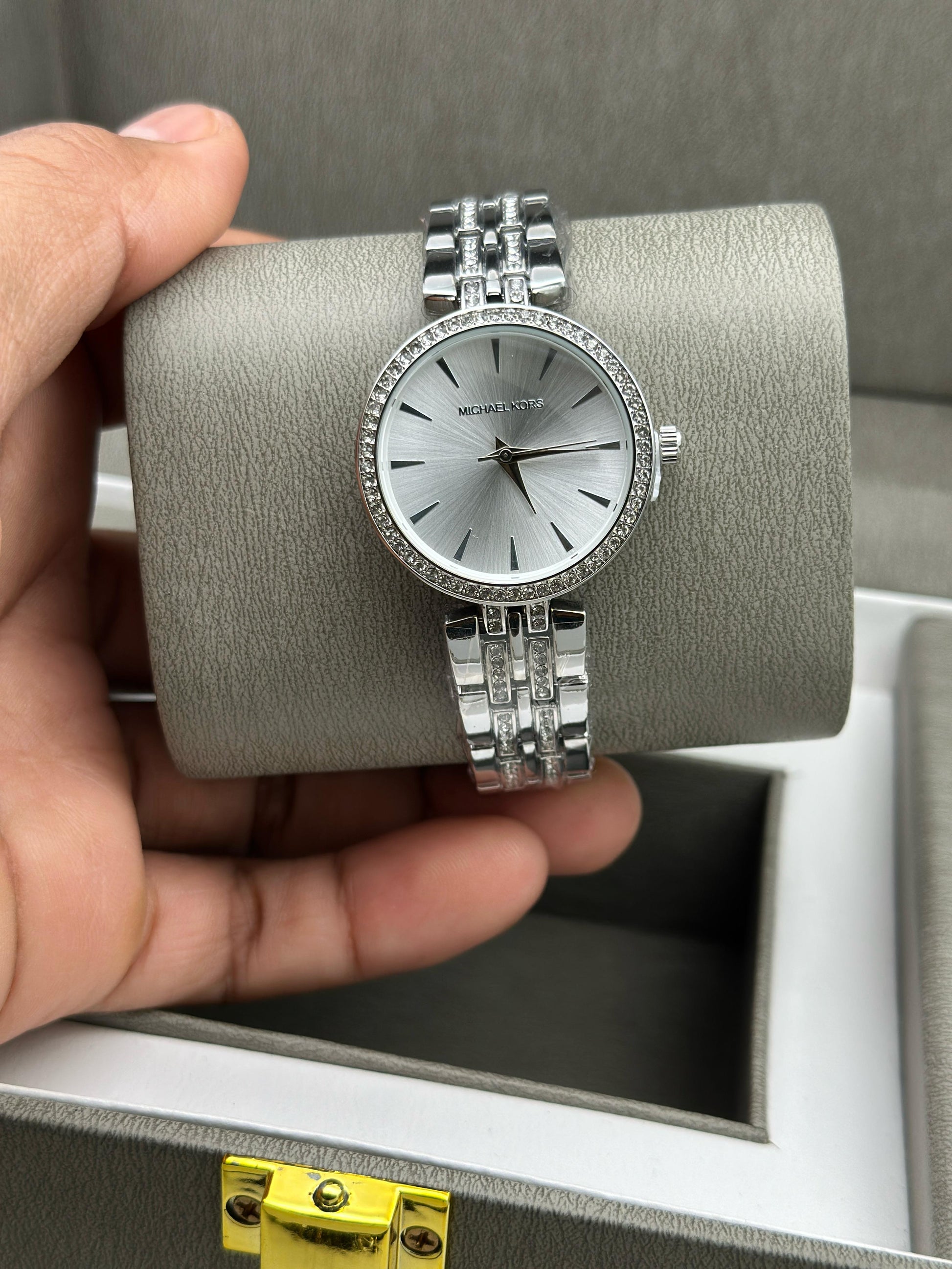 Mk ladies watch maurya watch