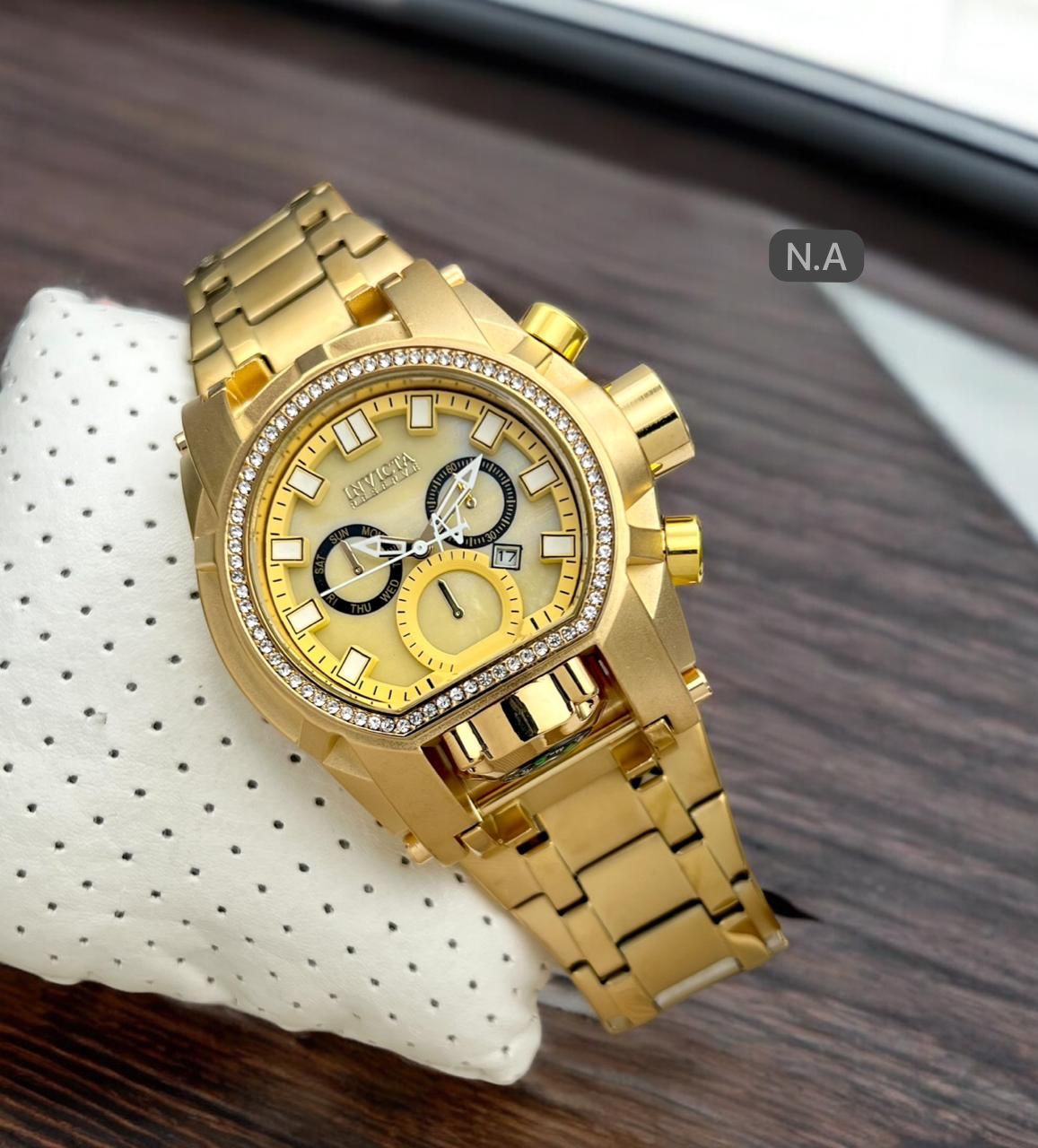 nvicta Reserve Bolt Zeus watch