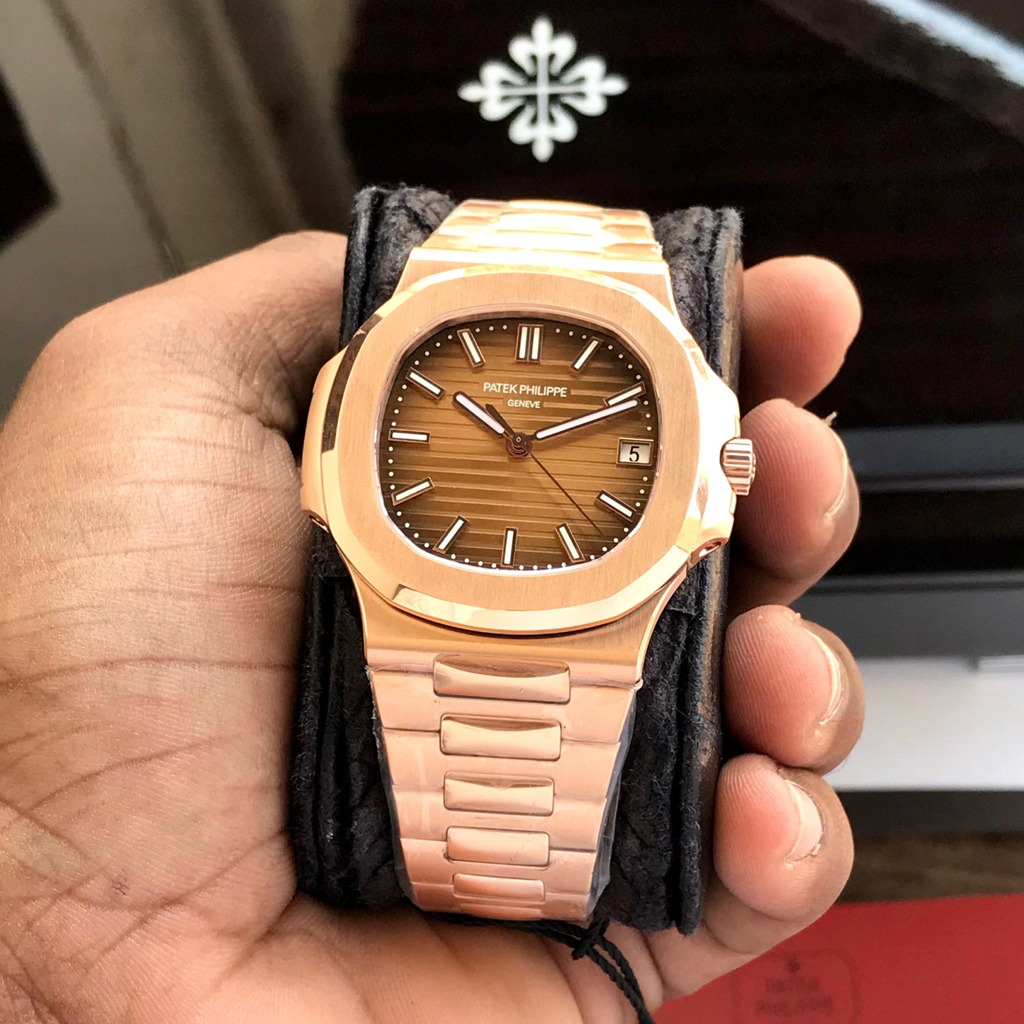 Patek Philippe Nautilus 5711/1R Rosegold Swiss ETA Movement 🤩