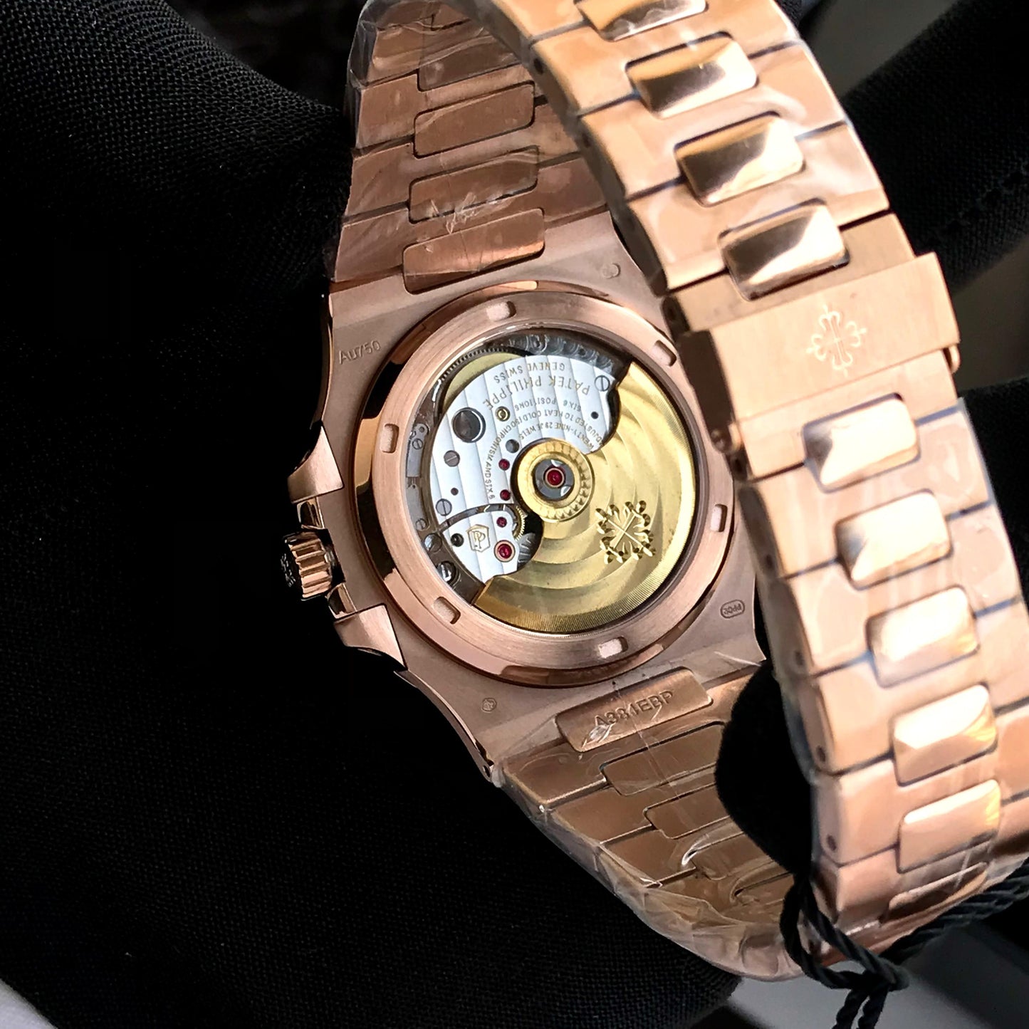 Patek Philippe Nautilus 5711/1R Rosegold Swiss ETA Movement 🤩
