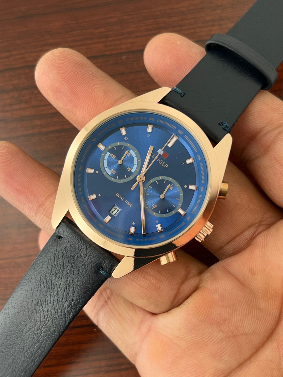 Tomy Hilfiger Modern Automatic