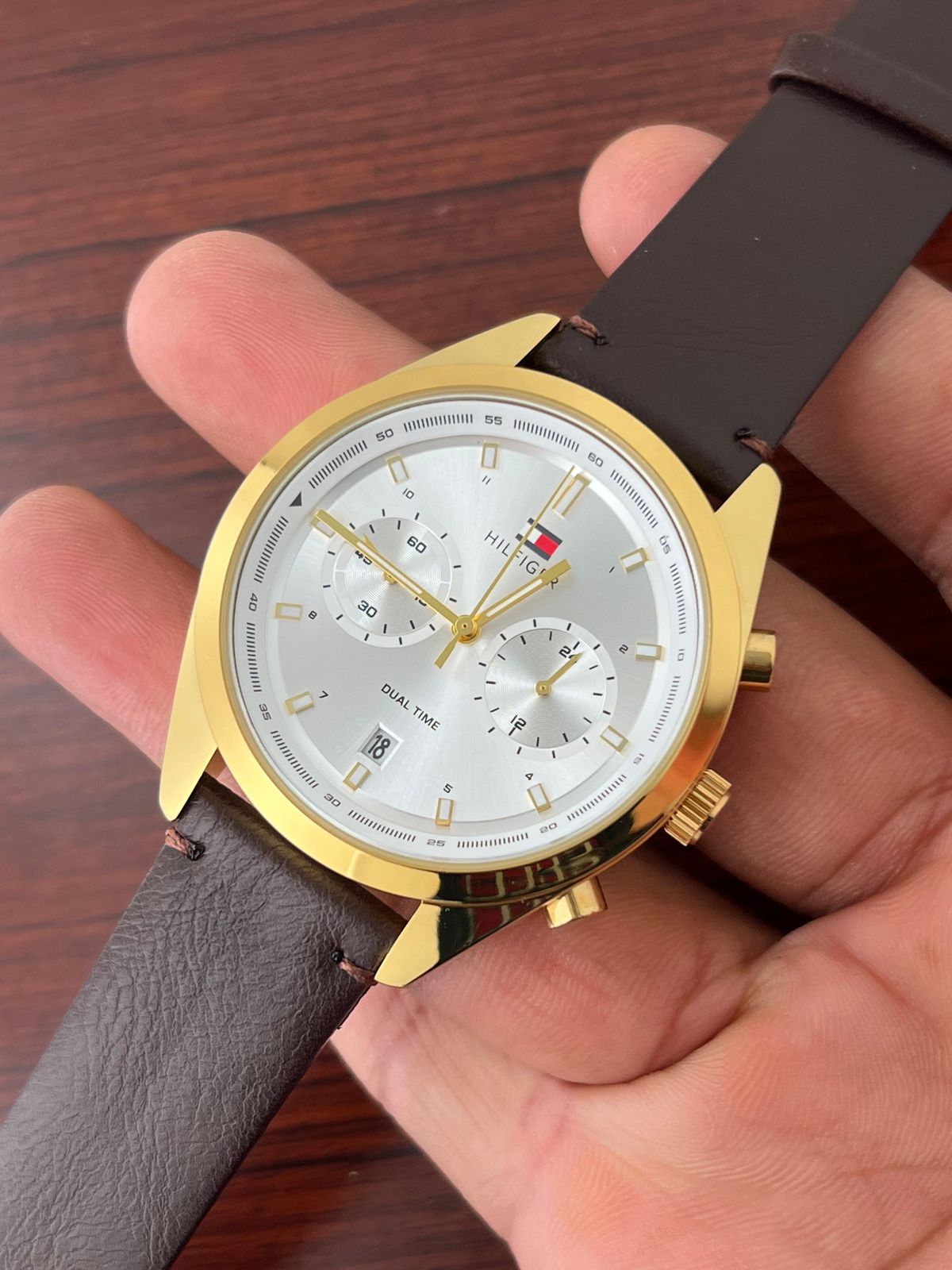 Tomy Hilfiger Modern Automatic