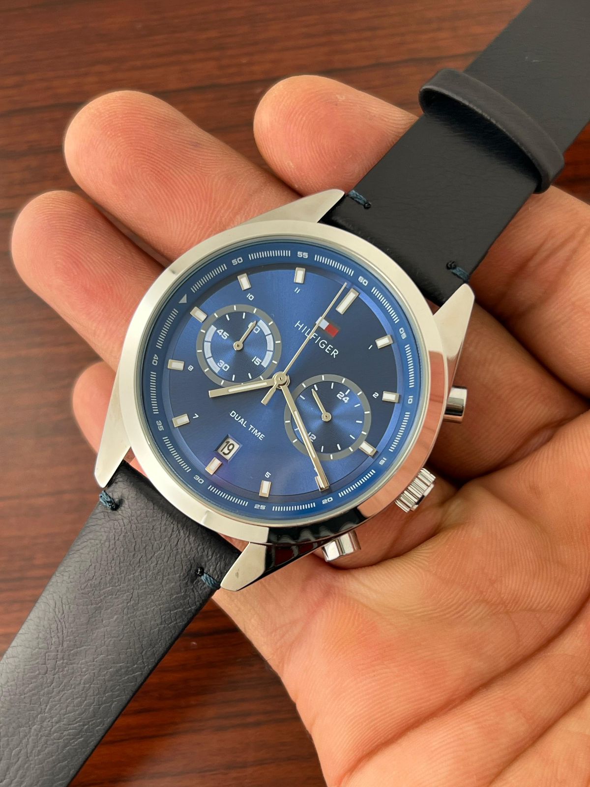 Tomy Hilfiger Modern Automatic
