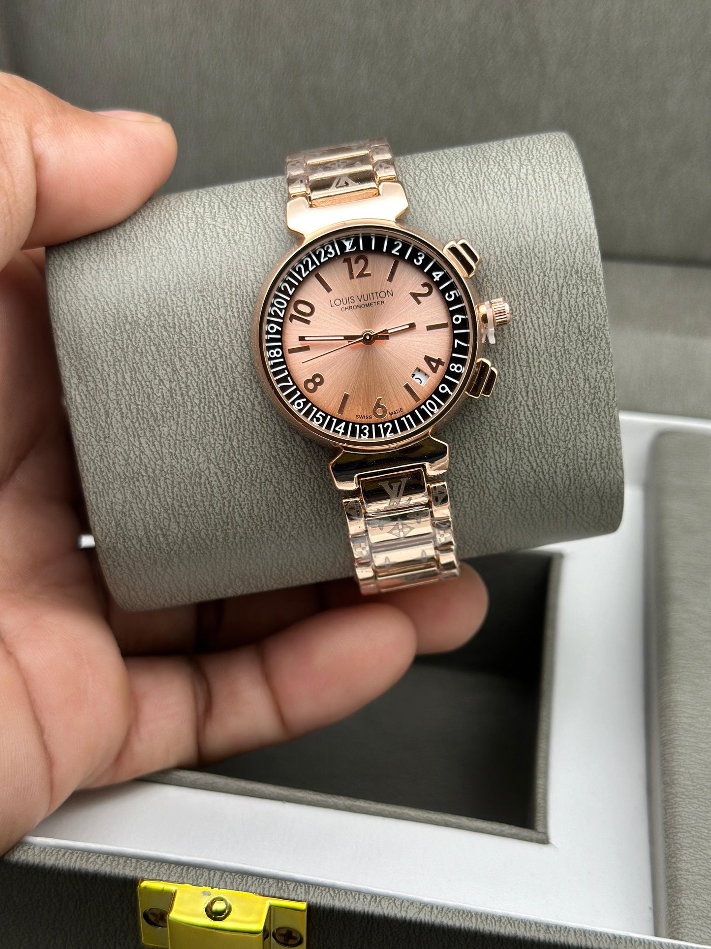 Lv ladies watch date working