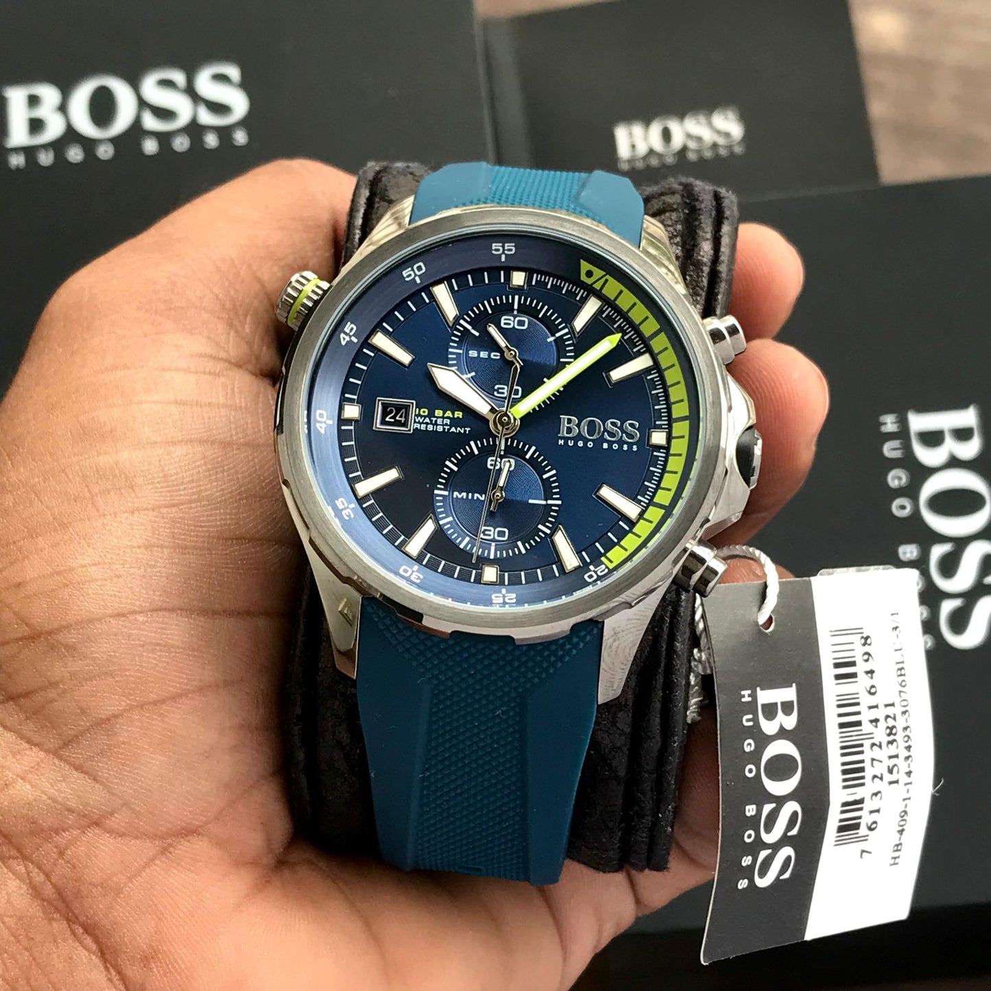 Hugo Boss Globetrotter 1513821 Chronograph’s Authentic Men Watch 🤩