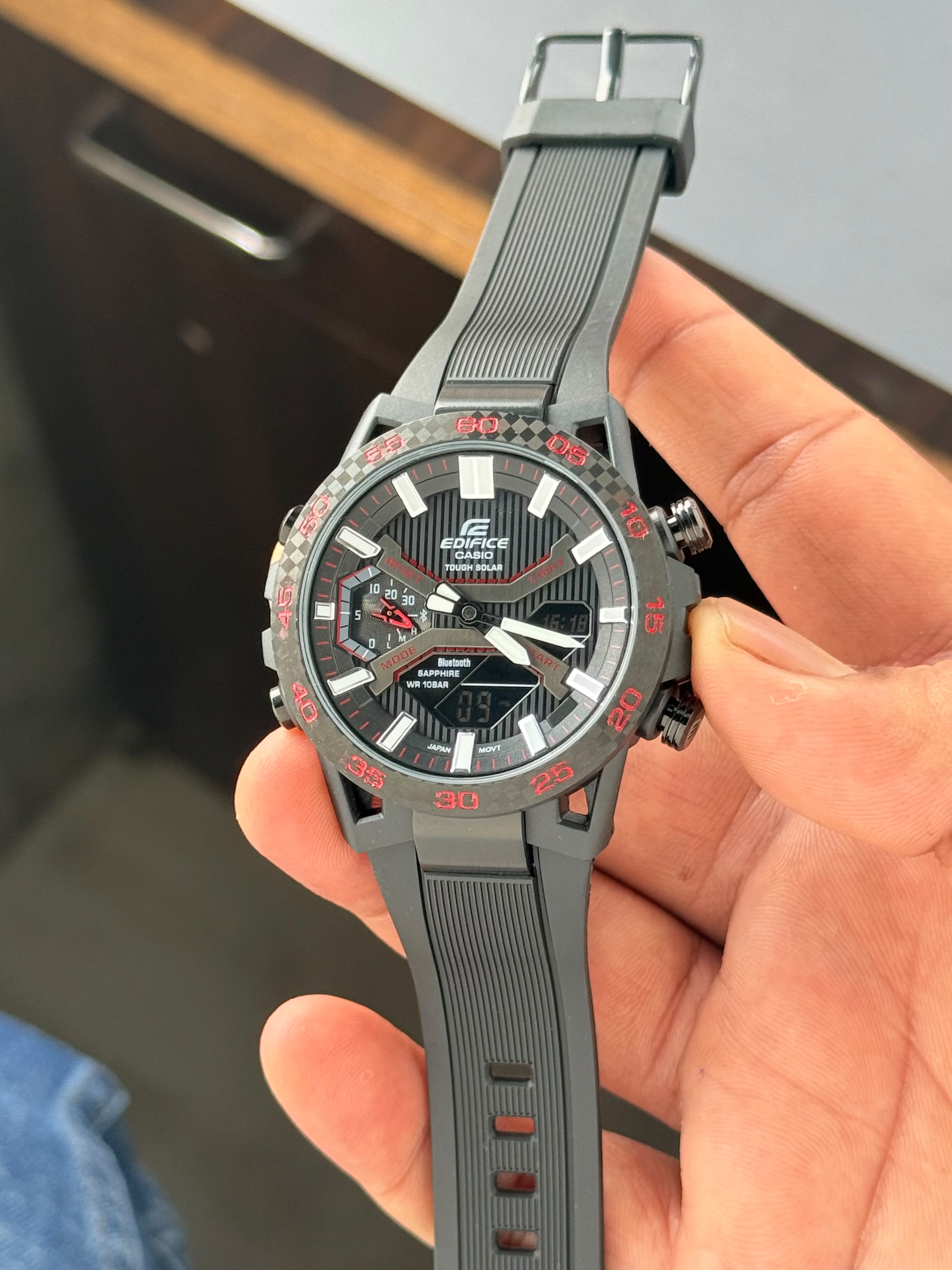 E_difice Casion Sospensione ECB-2000PB-1A Digital Analog for men