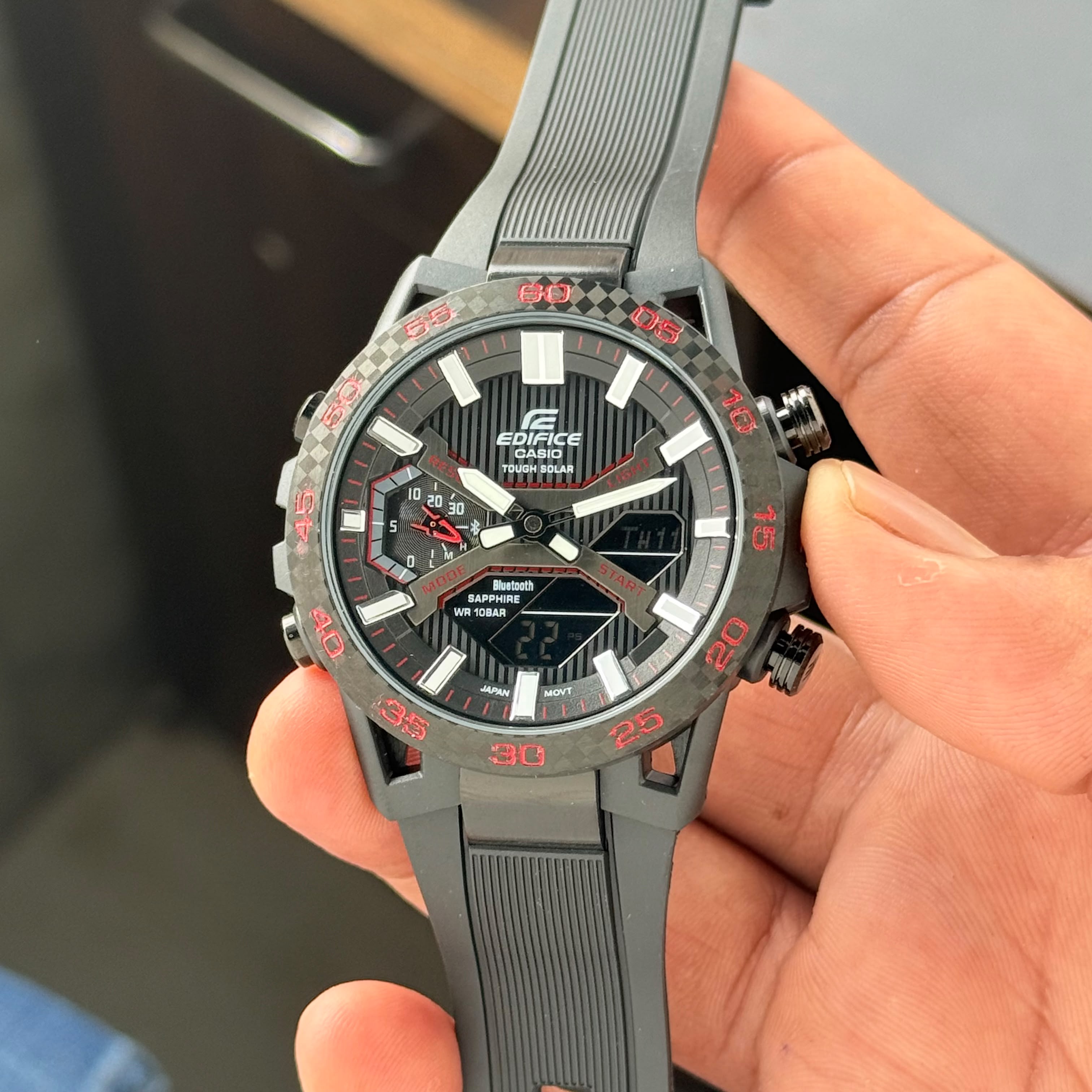 E_difice Casion Sospensione ECB-2000PB-1A Digital Analog for men