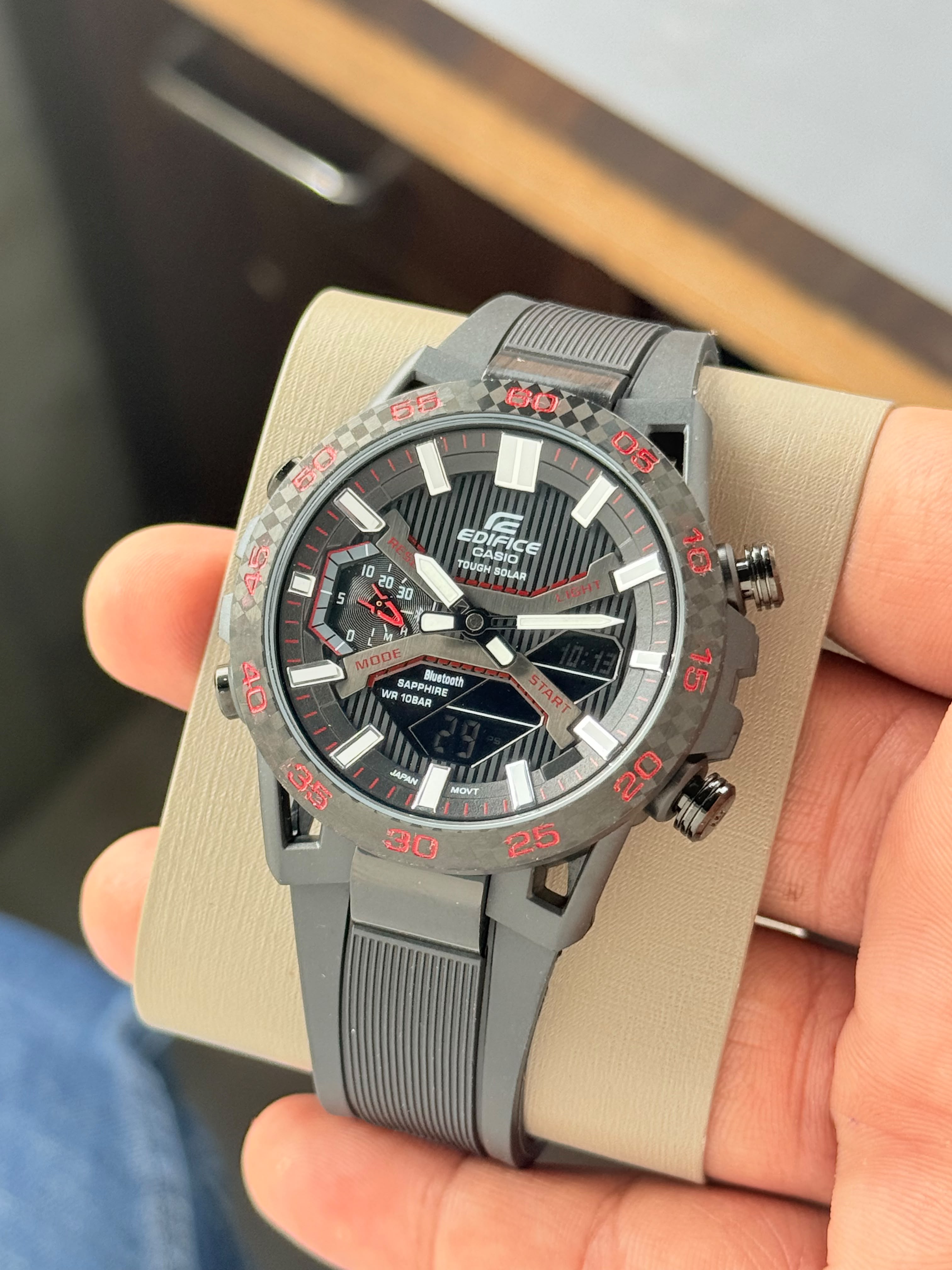 E_difice Casion Sospensione ECB-2000PB-1A Digital Analog for men