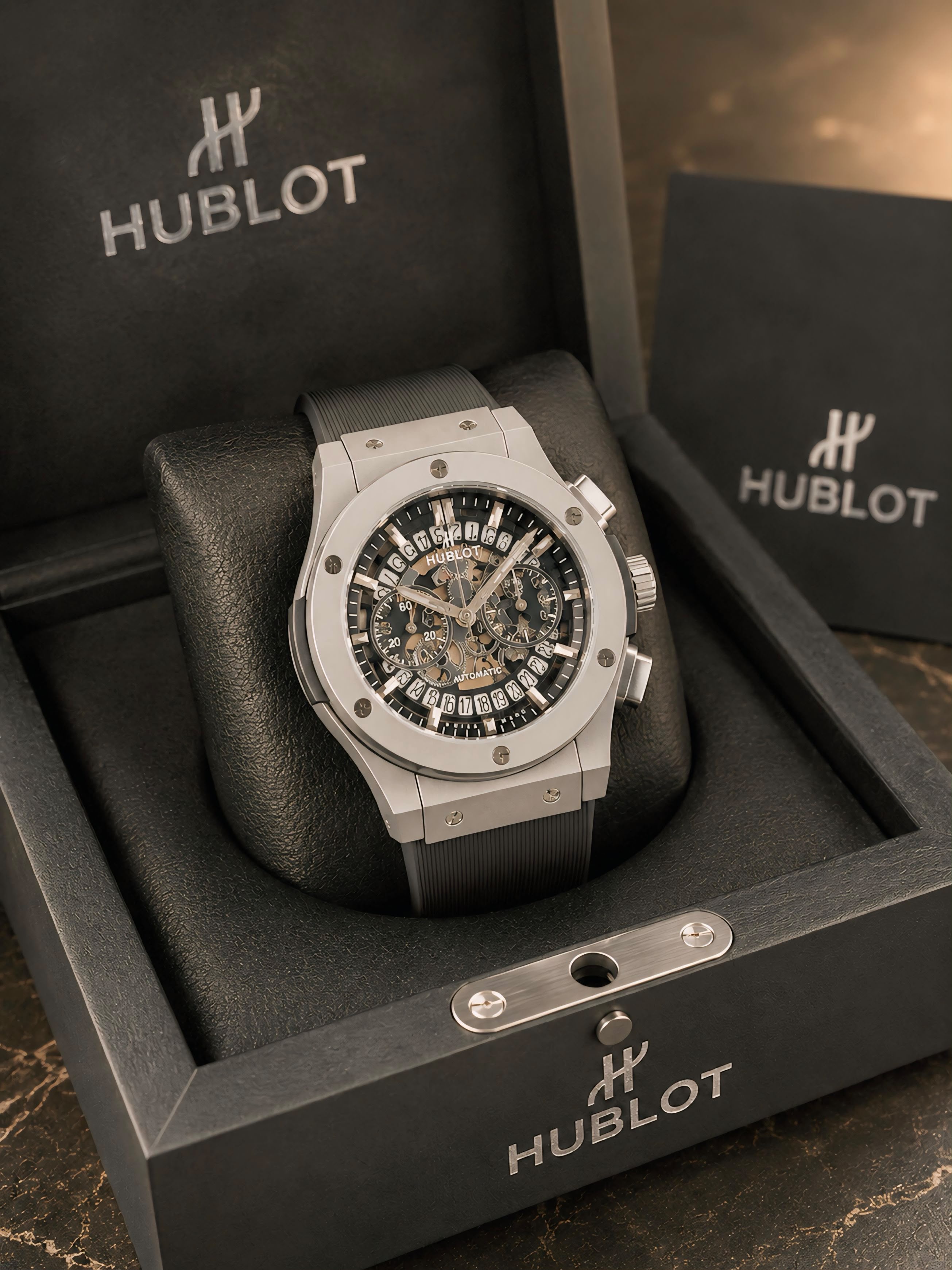 H_UBLOT BIG-BANG CHRONOGRAPH  FOR MEN