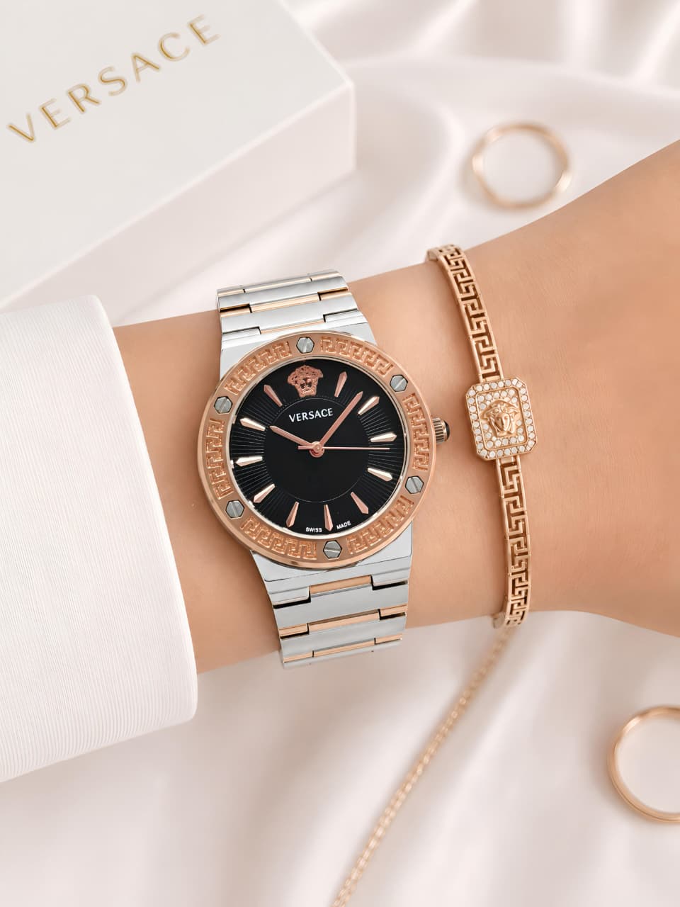 V_ersace Women's Greca