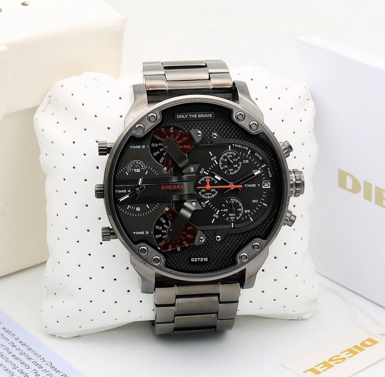 diesel watch | aximum attitude and edge to the perennially classic Mr. Daddy 2.0 collection with Japan Movemen maurya watch